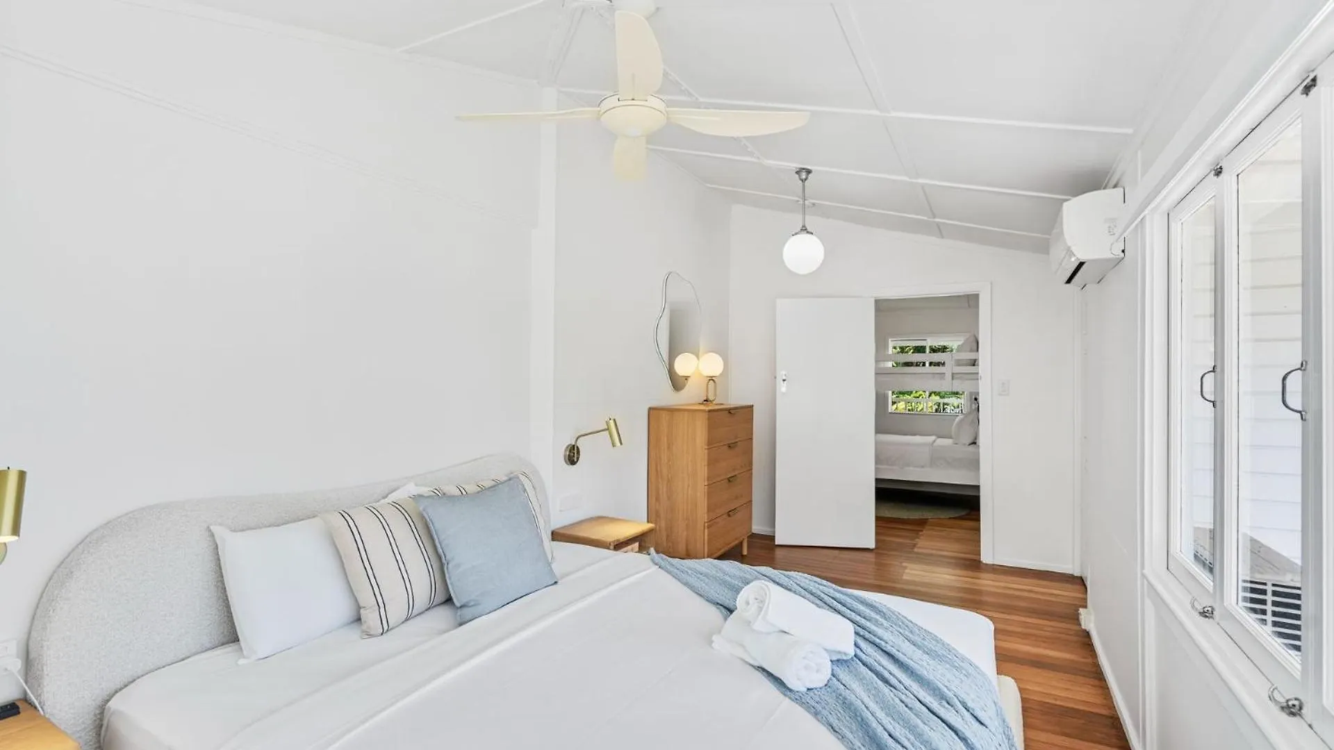 Belle Escapes The Beach House At Yorkeys Yorkeys Knob Holiday home